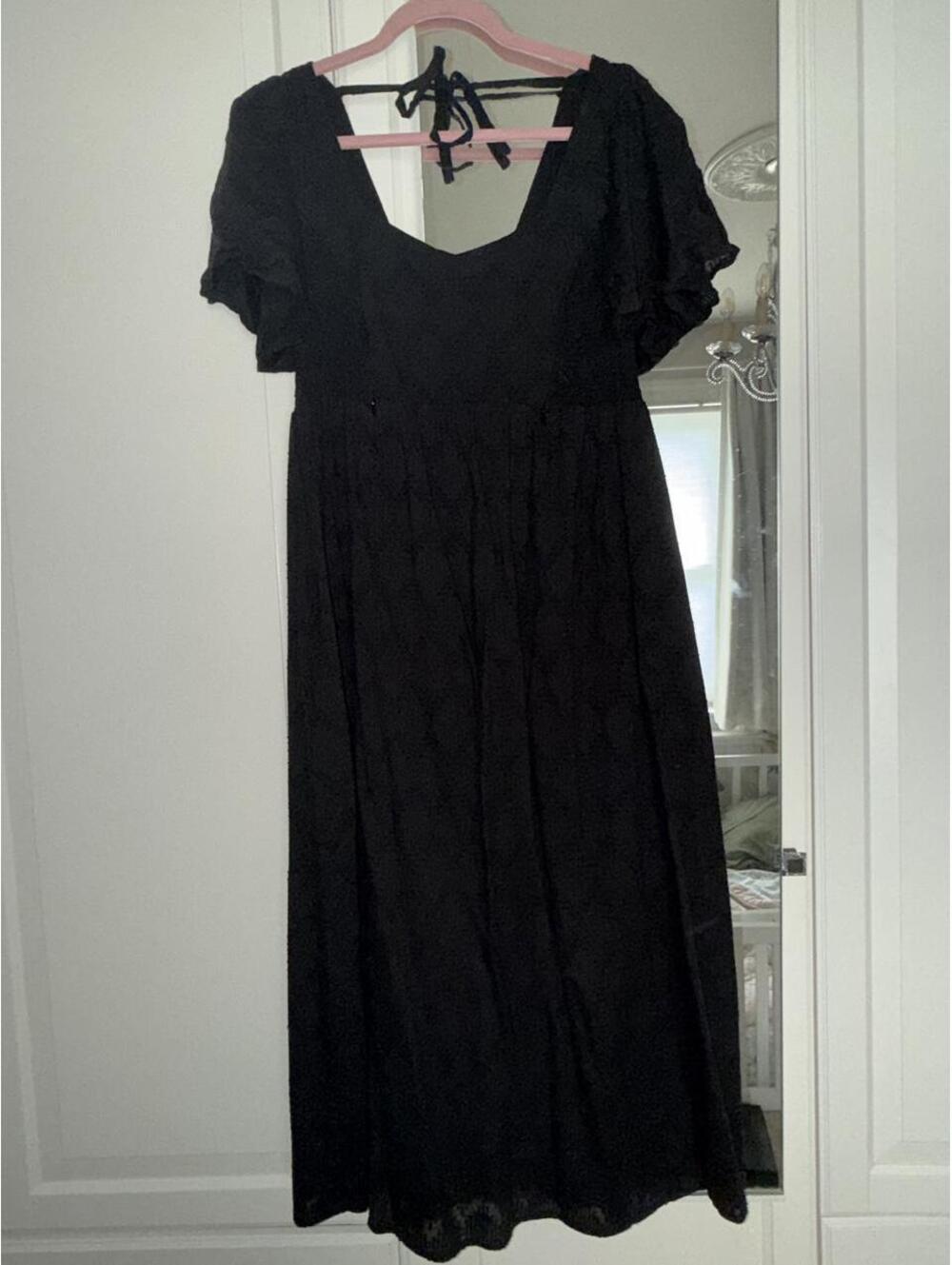 Seraphine Broderie Anglaise Maternity & Nursing Midi Dress